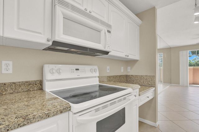 4812 S Central Boulevard 12, Jupiter, FL 33458