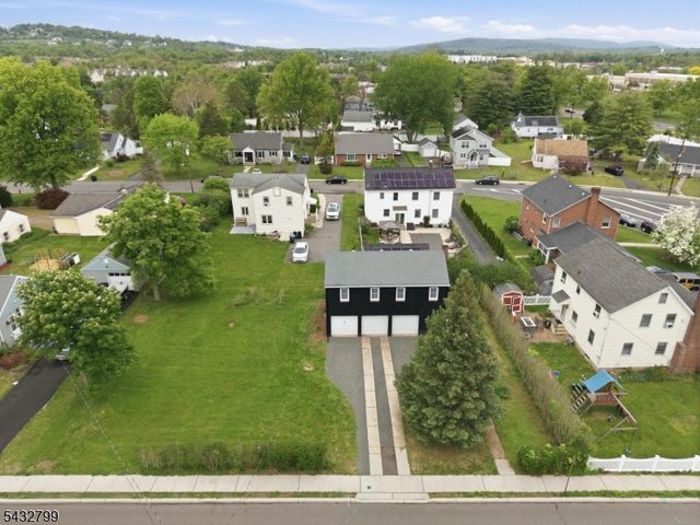 6 Highland Ave, Flemington Boro, NJ 08822