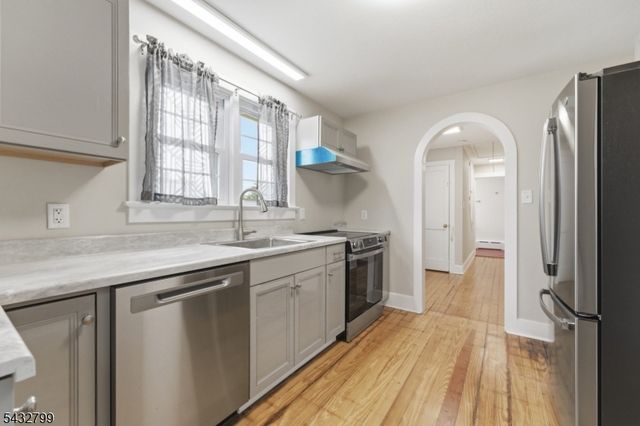 6 Highland Ave, Flemington Boro, NJ 08822