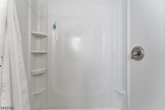 6 Highland Ave, Flemington Boro, NJ 08822
