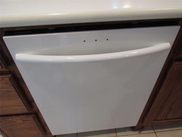 1023 Candlewood Trail, Irving, TX 75063