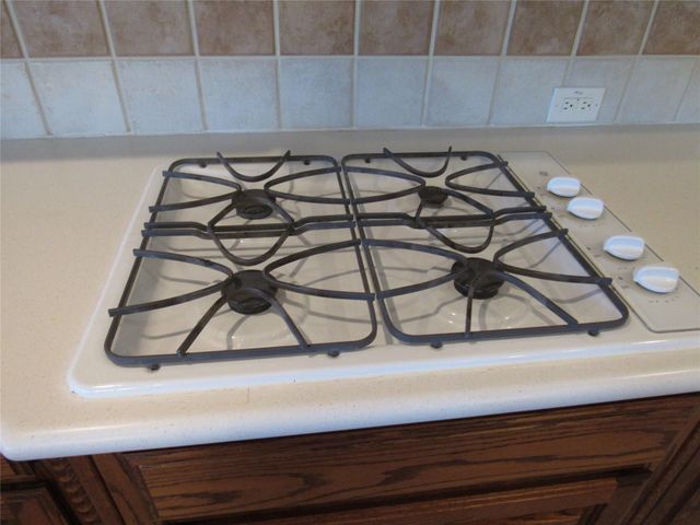 1023 Candlewood Trail, Irving, TX 75063