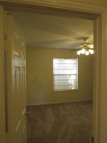 1023 Candlewood Trail, Irving, TX 75063