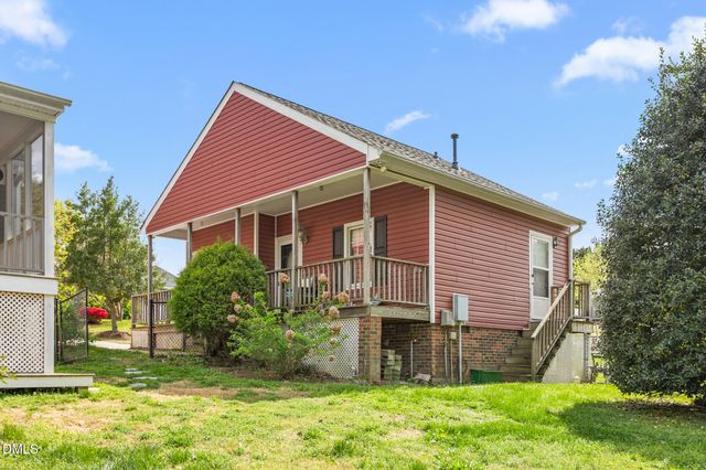 1543 Little John Lane E, Burlington, NC 27217