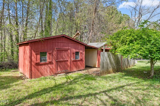 1543 Little John Lane E, Burlington, NC 27217