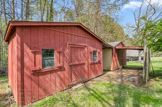 1543 Little John Lane E, Burlington, NC 27217