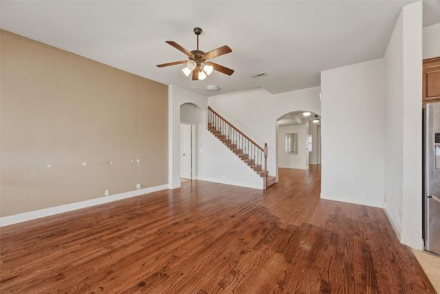 1310 Hearthstone Drive, Burleson, TX 76028