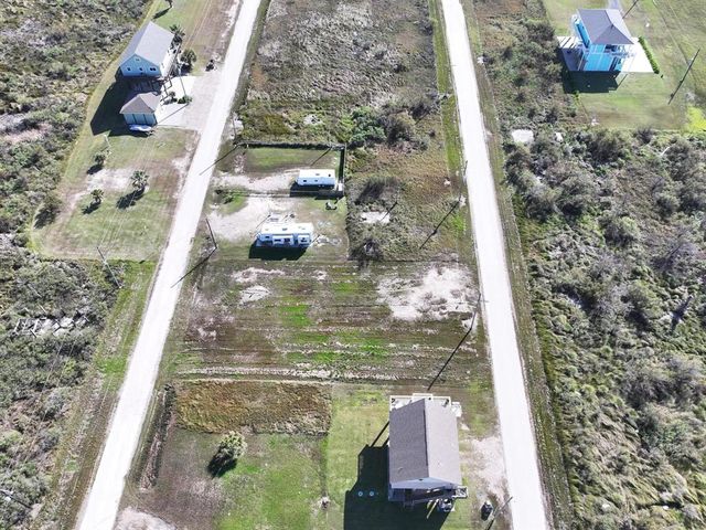 Lot 36 BLK 2 Waco Street, Gilchrist, TX 77617
