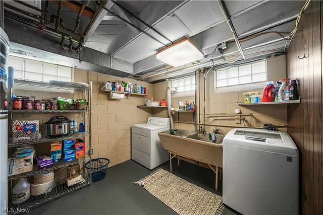 14902 James Avenue, Maple Heights, OH 44137