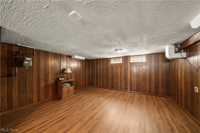 14902 James Avenue, Maple Heights, OH 44137