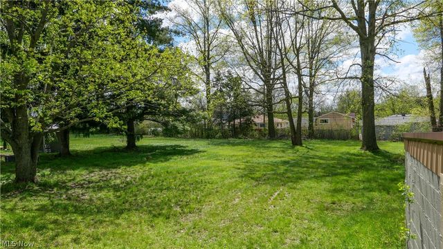 14902 James Avenue, Maple Heights, OH 44137
