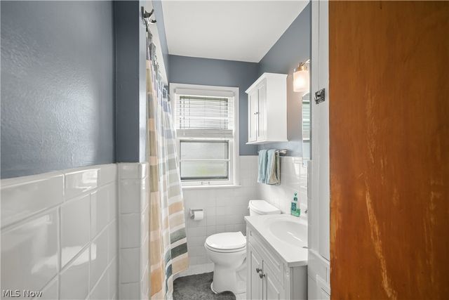 14902 James Avenue, Maple Heights, OH 44137