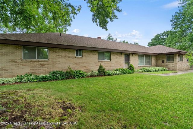 918 Bon Air Road, Lansing, MI 48917