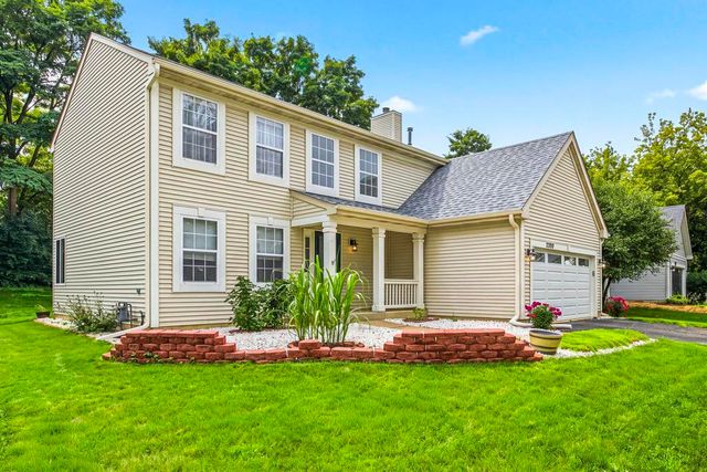 25727 W Woodland Drive, Round Lake, IL 60073