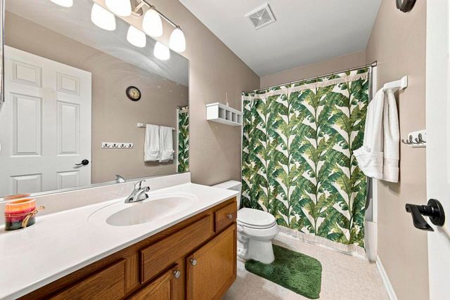 25727 W Woodland Drive, Round Lake, IL 60073