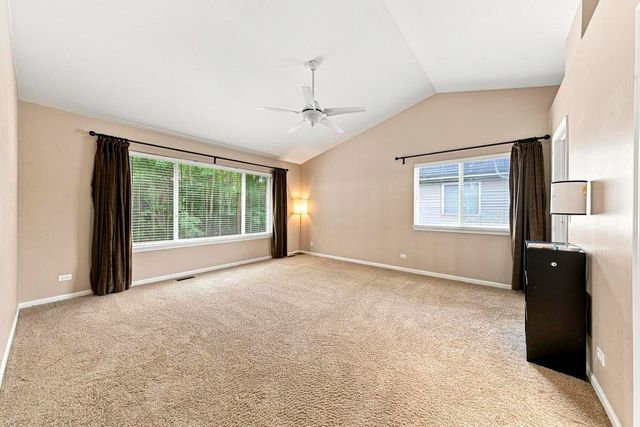 25727 W Woodland Drive, Round Lake, IL 60073