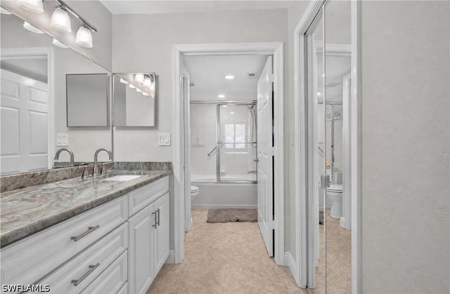 270 Naples Cove DR 3403, Naples, FL 34110