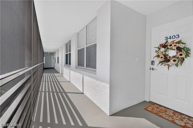 270 Naples Cove DR 3403, Naples, FL 34110