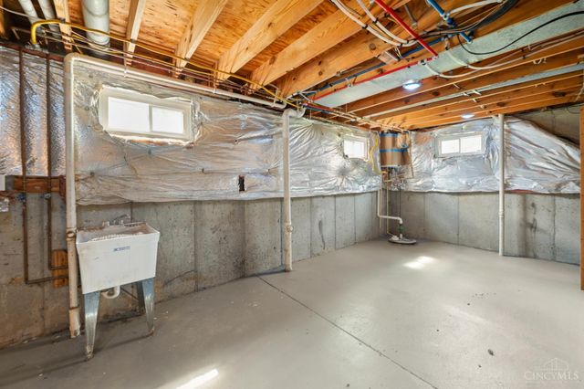 8750 Allencrest Drive, West Chester, OH 45069