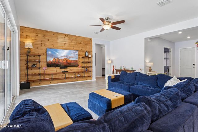 25193 N 103RD Drive, Peoria, AZ 85383