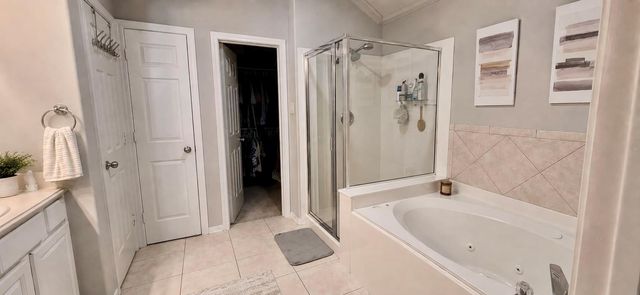 42 E Burberry Circle, The Woodlands, TX 77384