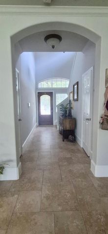 42 E Burberry Circle, The Woodlands, TX 77384