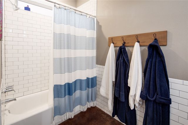 8848 Green Branch Loop, Bryan, TX 77808