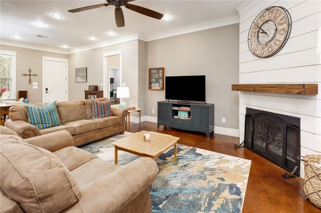 8848 Green Branch Loop, Bryan, TX 77808