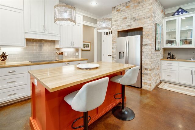 8848 Green Branch Loop, Bryan, TX 77808