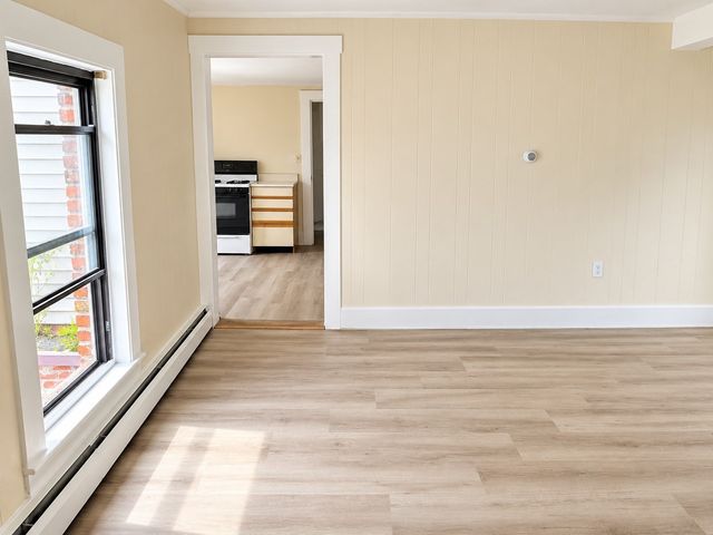 19 Chestnut St 19B, Framingham, MA 01701