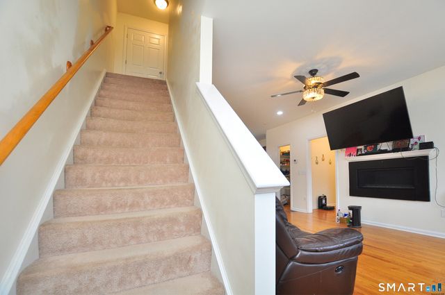 19 Lexie Lane 19, South Windsor, CT 06074