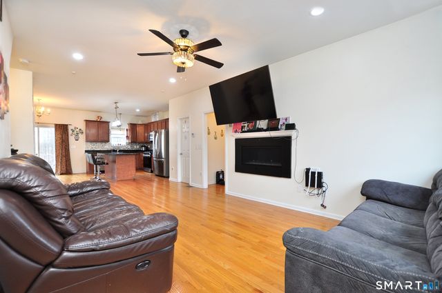 19 Lexie Lane 19, South Windsor, CT 06074