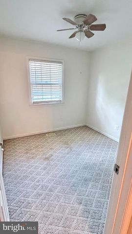 2188 MAYFLOWER DR, Woodbridge, VA 22192