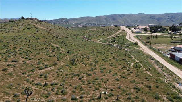 10177 Cerra Vista Street, Apple Valley, CA 92308