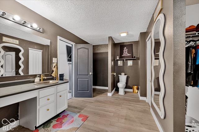 797 Hickory Pine Drive, Whiteland, IN 46184