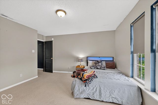 797 Hickory Pine Drive, Whiteland, IN 46184