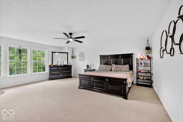 797 Hickory Pine Drive, Whiteland, IN 46184