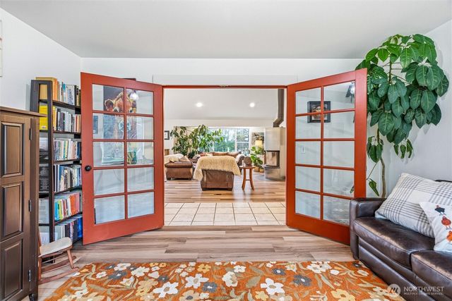 8163 Kickerville, Blaine, WA 98230