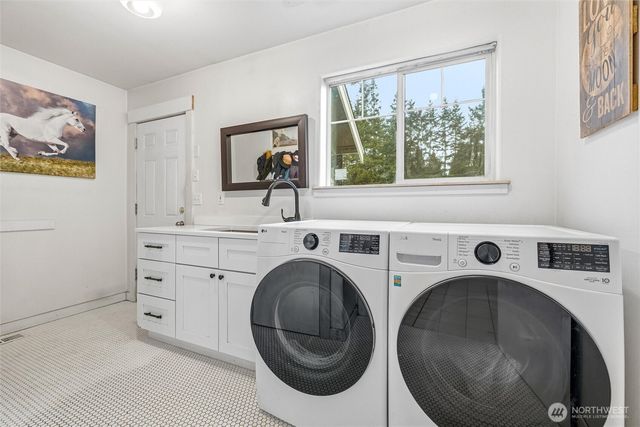 8163 Kickerville, Blaine, WA 98230