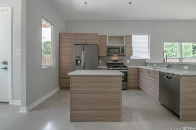 817 Potomac, San Antonio, TX 78202