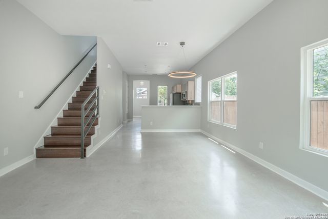 817 Potomac, San Antonio, TX 78202