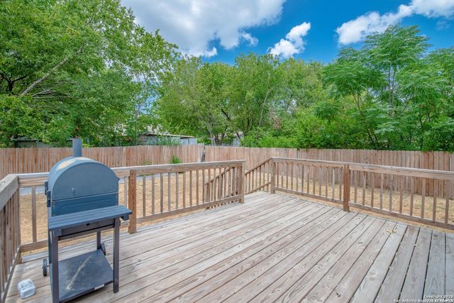 817 Potomac, San Antonio, TX 78202