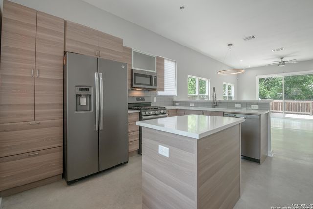 817 Potomac, San Antonio, TX 78202