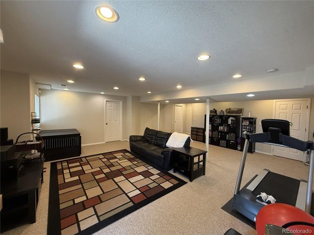 10276 Jill Ave, Highlands Ranch, CO 80130