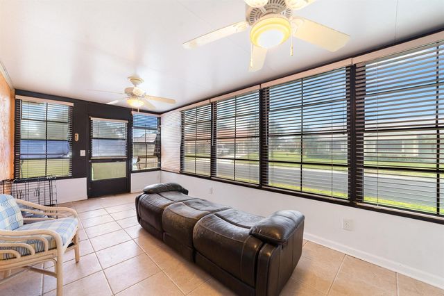 1533 SE Crayrich Court, Port St. Lucie, FL 34952