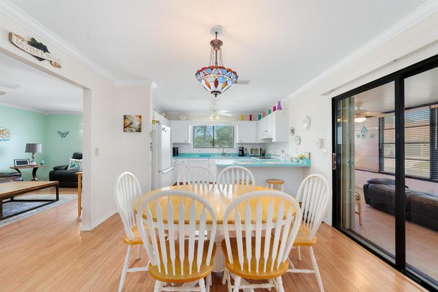 1533 SE Crayrich Court, Port St. Lucie, FL 34952