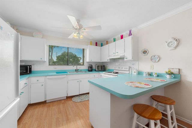 1533 SE Crayrich Court, Port St. Lucie, FL 34952