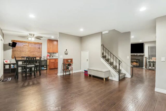 877 N Quince Avenue, Rialto, CA 92376