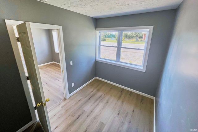 970 2nd Avenue, Jasper, IN 47546