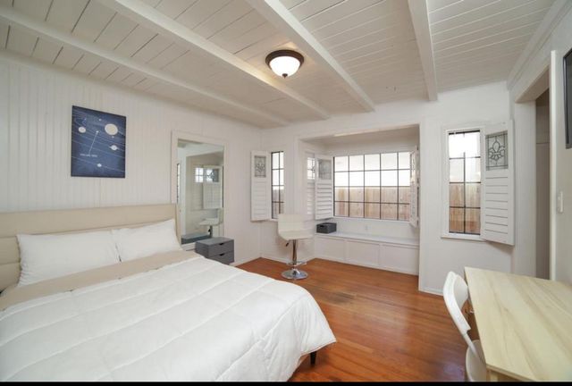 5543 N 7th Street, Fresno, CA 93710